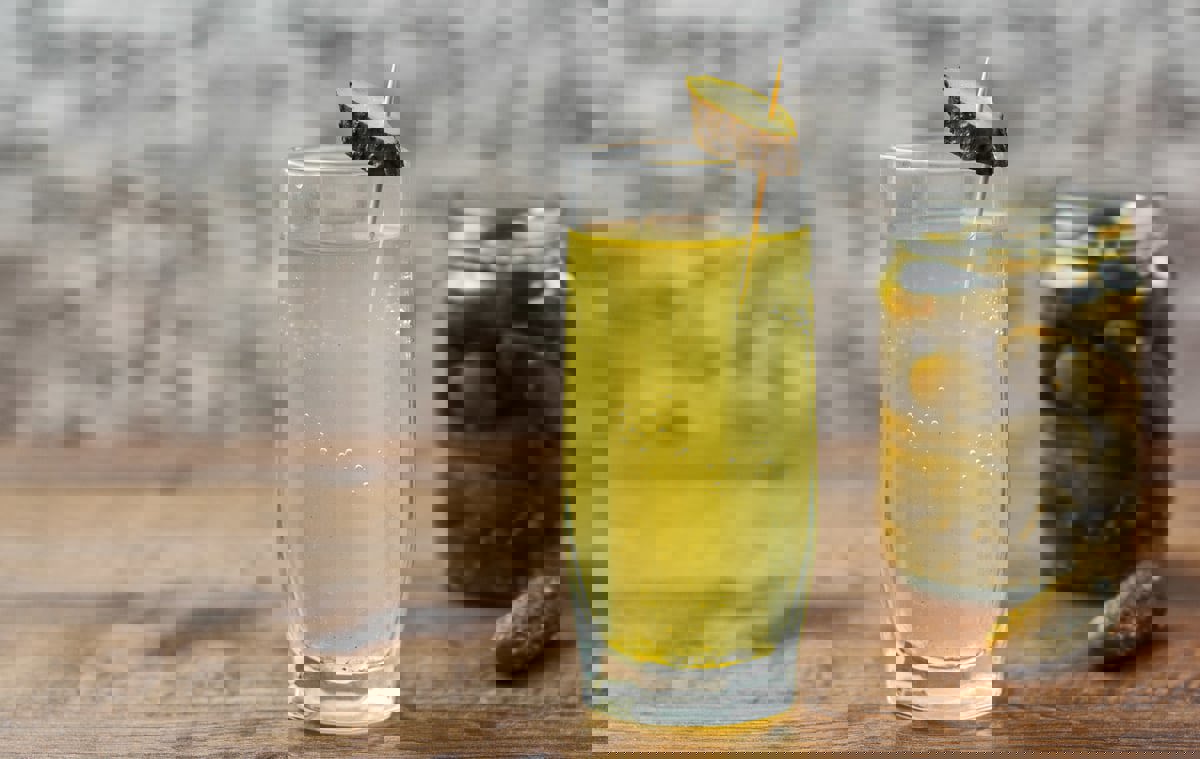 5 فوائد "غير متوقعة" لشرب عصير المخلل