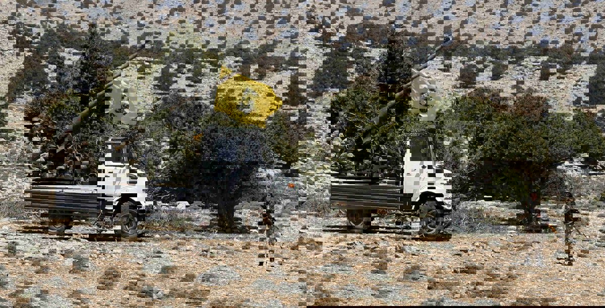 المعارضة السورية تدمر مركزًا عسكريًا لحزب الله في ريف حماة