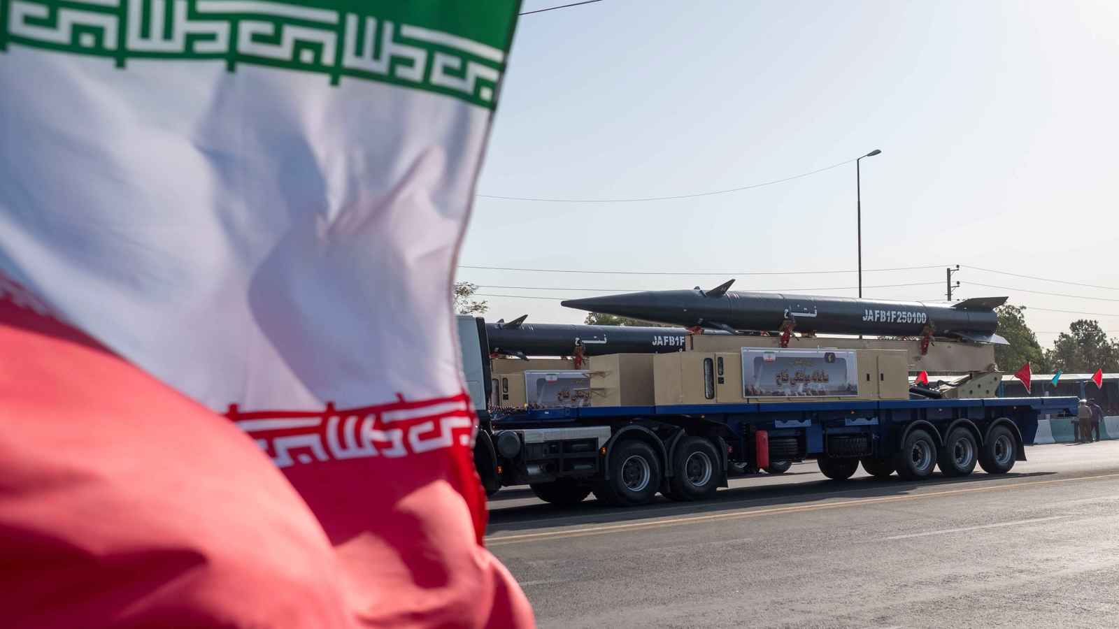 "فتاح 1" صاروخ إيراني يضرب إسرائيل للمرة الأولى (فيديو)