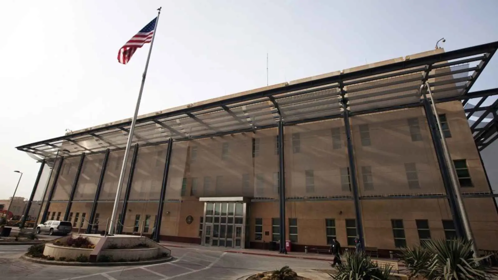 هجوم صاروخي يستهدف منشأة دبلوماسية أمريكية في بغداد