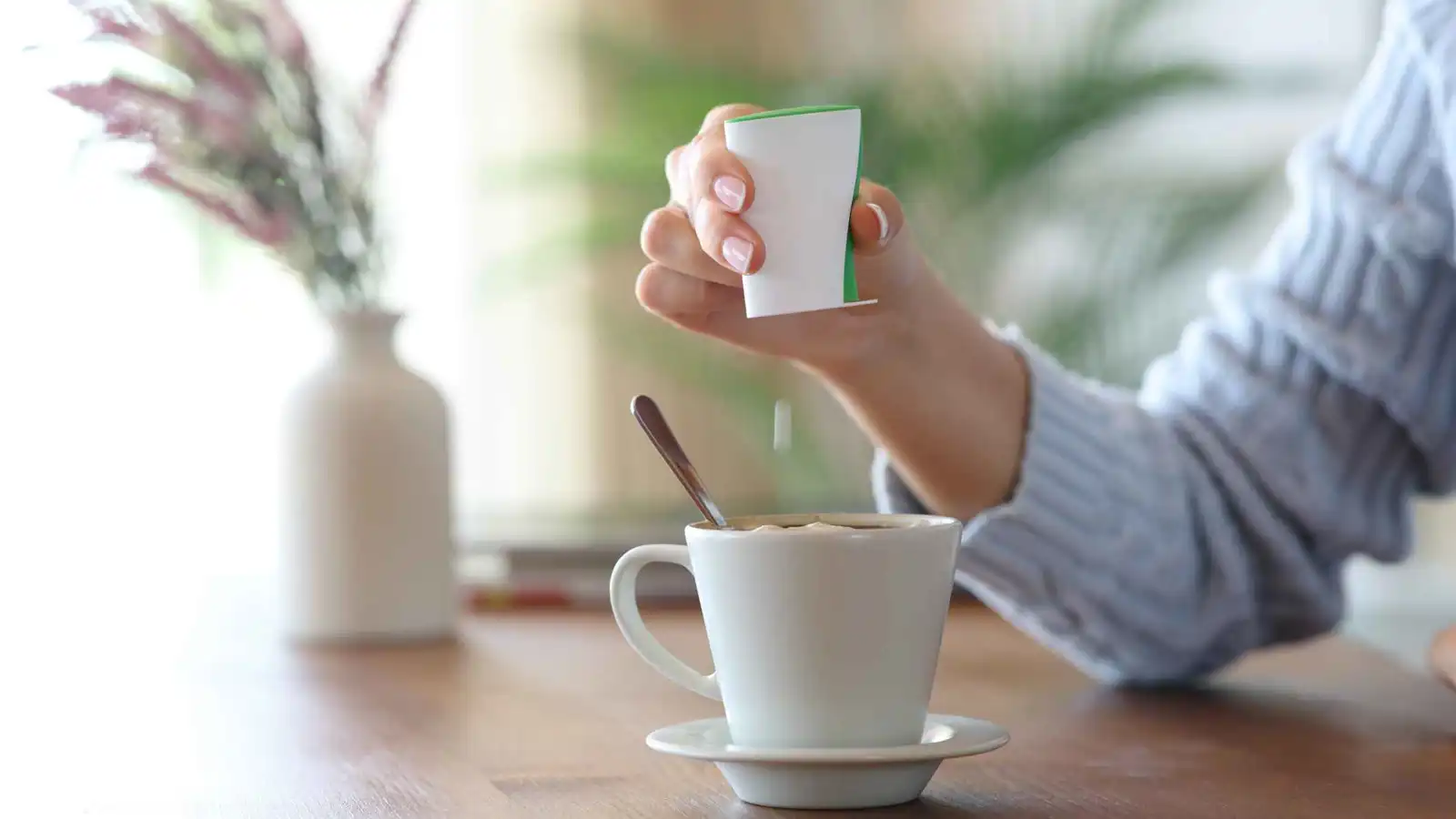 المُحليات الصناعية لا تقتصر على مستهلكها.. بل تمتد إلى هؤلاء