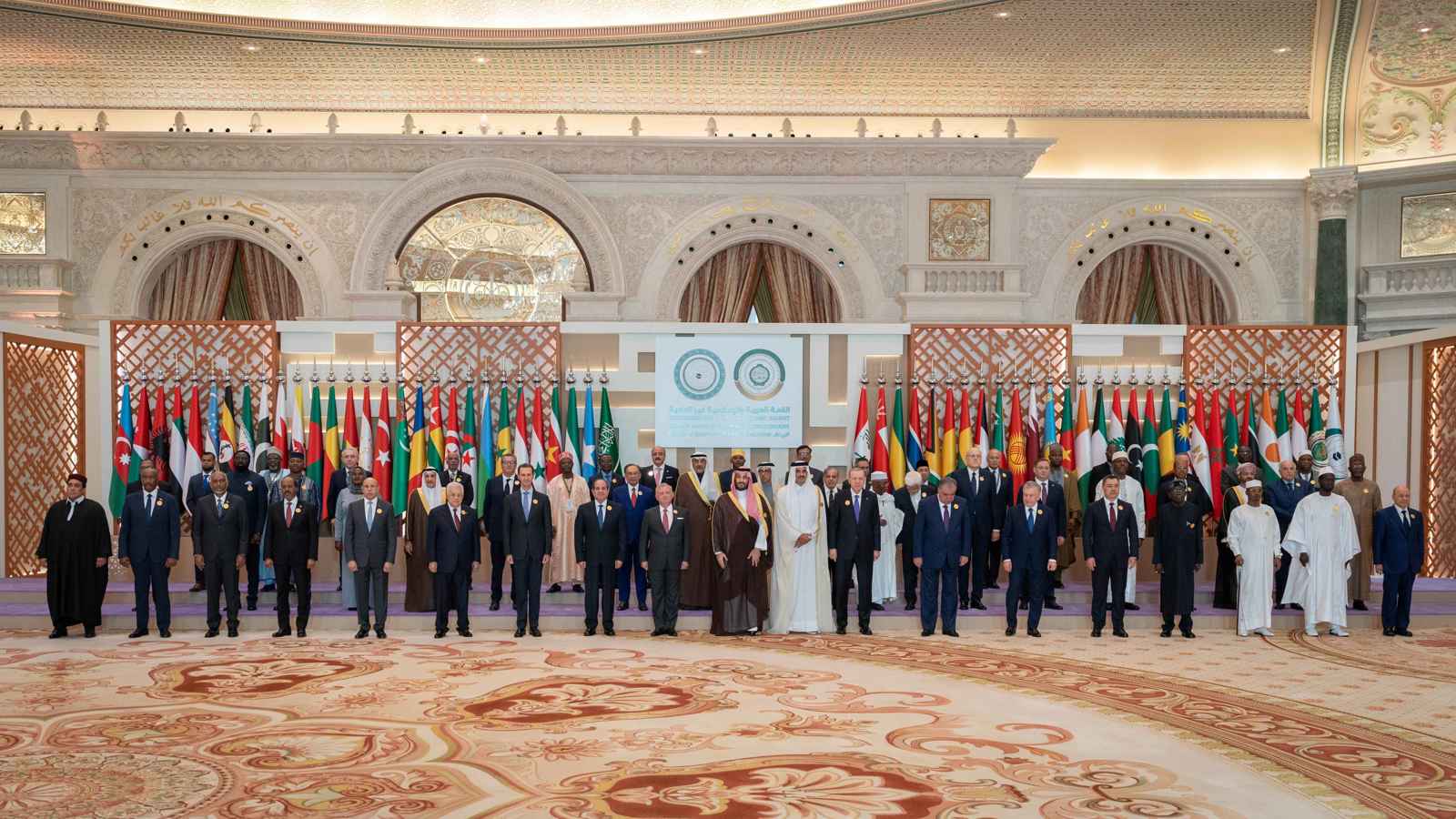 مسودة البيان الختامي للقمة العربية تعتمد الخطة المصرية لغزة