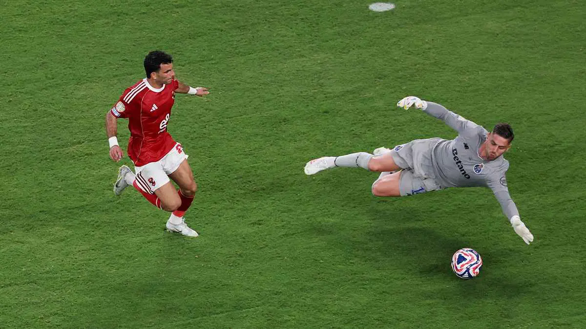 عمل بدائي.. محلل سعودي يصدم مسؤولي الأهلي المصري بسبب مونديال الأندية (فيديو)