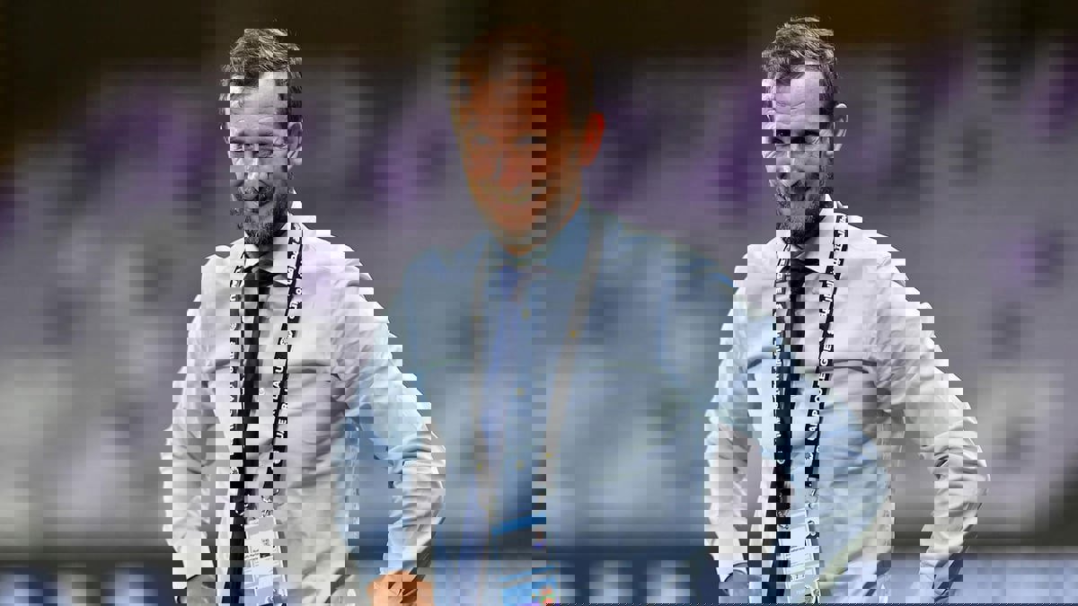 أبوظبي الرياضية: أروابارينا يقترب من قيادة منتخب الإمارات (فيديو)