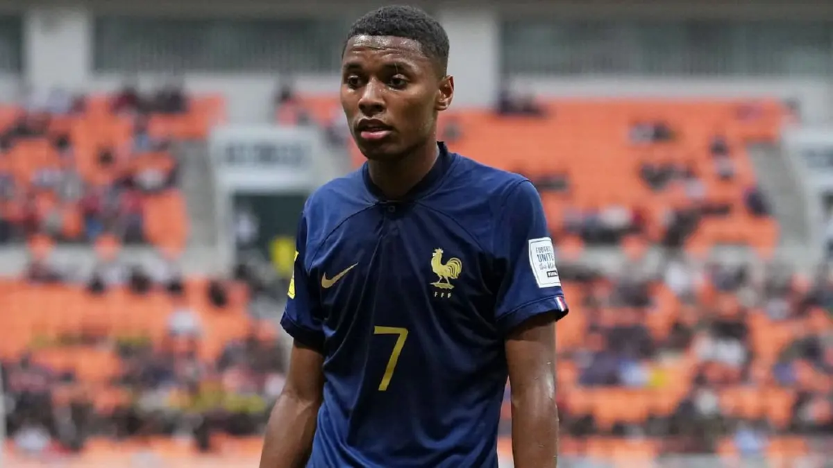 السنغال تطالب بإقصاء منتخب فرنسا من كأس العالم للناشئين