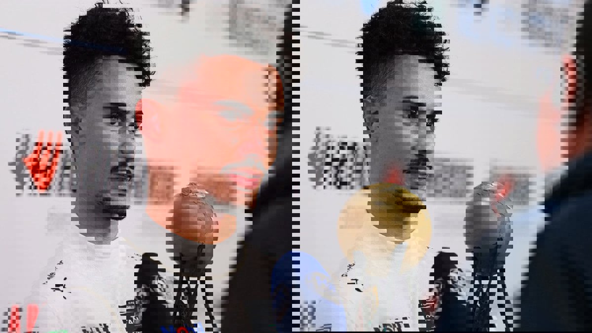 فيرلاين أول سائق يفوز بسباقين في فورمولا E في 2024