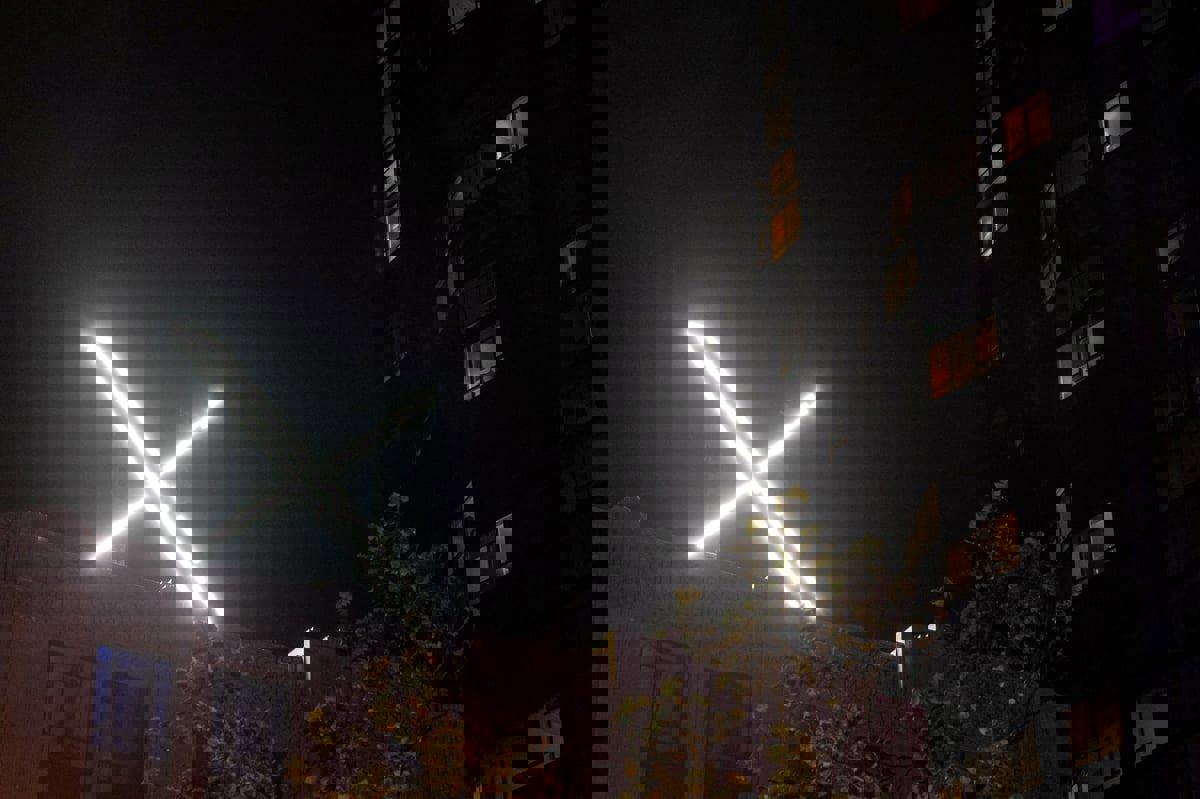 حرب بلا دخان.. منصات التواصل الاجتماعي تواجه تحقيقات بتزوير الحقائق