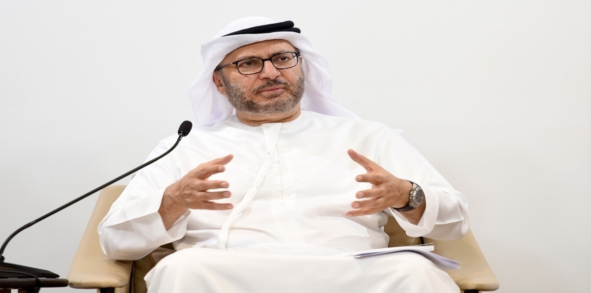 لم يعلن عنه من قبل.. قرقاش يكشف عن "موقف رجولي" لمحمد بن زايد مع تميم