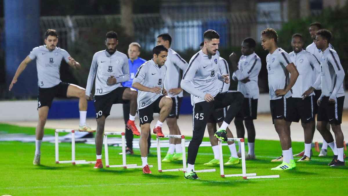 كل ما تريد معرفته عن مباراة الهلال والفتح اليوم في الدوري السعودي