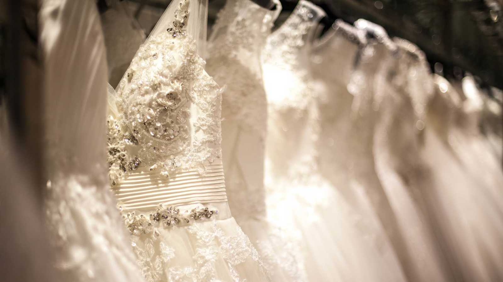 تركيا.. العثور على 25 كيلوغرام مخدرات مخبأة في فستاني زفاف (فيديو)