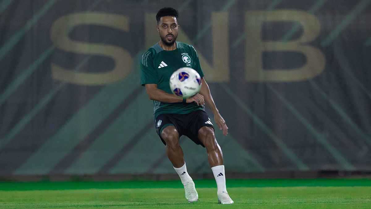 أتمنى أن يكون "دكة".. متعب الهزاع يصدم سالم الدوسري (فيديو)