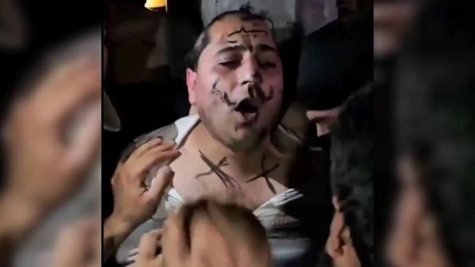 غضب في سوريا بعد اعتقال وسحل مطرب بريف حلب (فيديو)