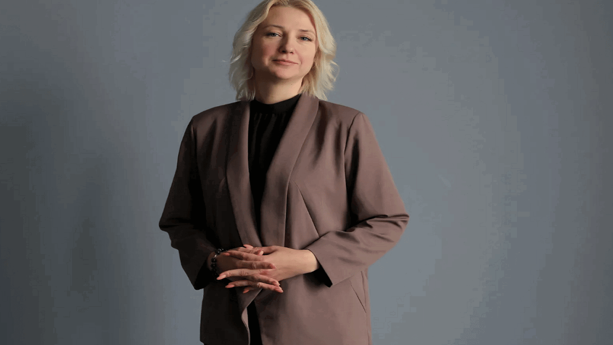 مرشحة "من أجل السلام" تنافس بوتين على رئاسة روسيا