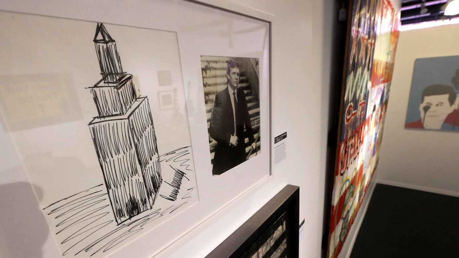 بعد فضيحة إبستين.. رسومات قديمة لترامب تكذّب تصريحاته (صور)