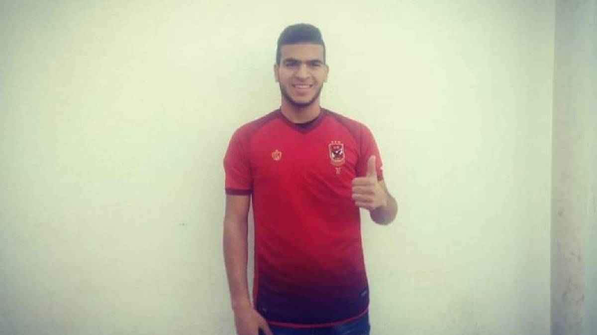 حامد حمدان.. "مهاجم الأهلي" يدافع في الزمالك