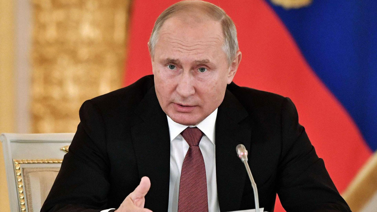 بوتين يوقع تمديد معاهدة نيو ستارت الروسية الأمريكية للحد من التسلح النووي