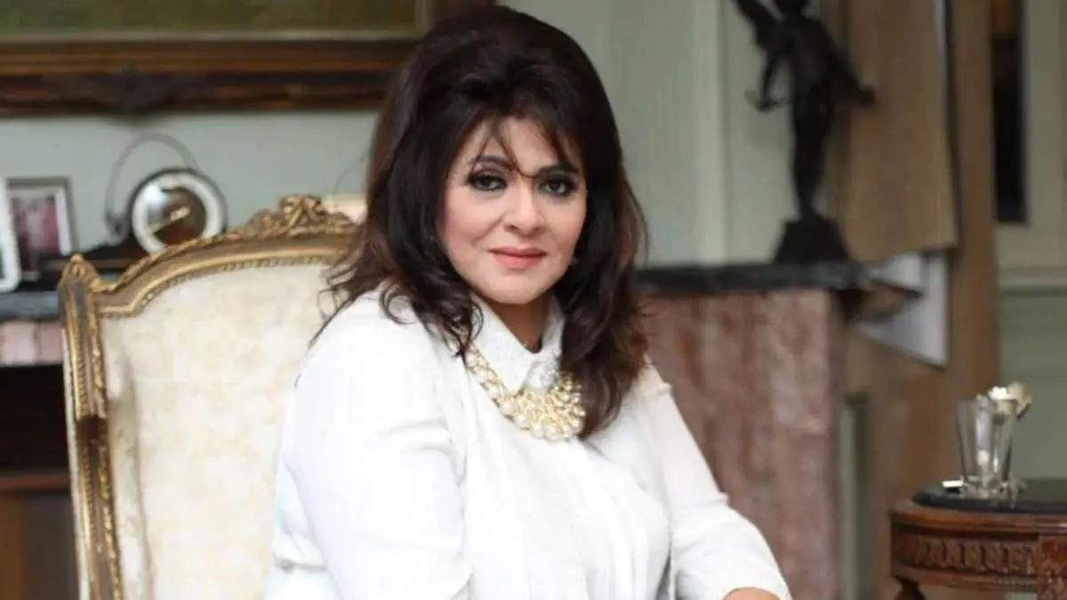 بعد دعاء الكعبة.. كيف قدمت هالة صدقي نموذجا للتسامح الديني؟(فيديو)