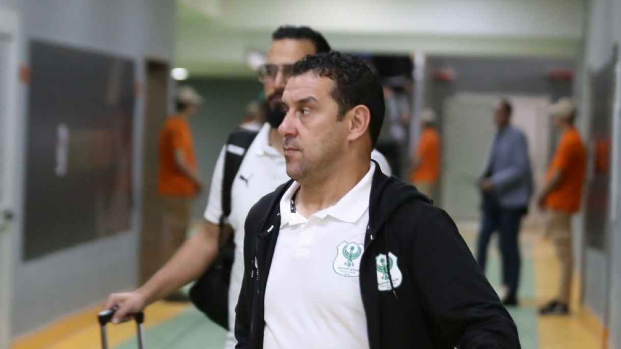 فيديو أنيس بوجلبان بعد الخسارة من الأهلي يفجر غضب جمهور المصري (شاهد)