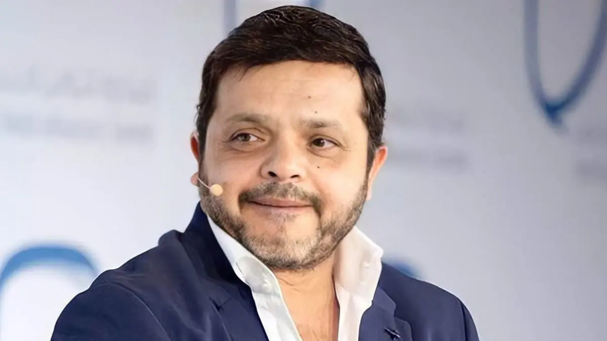 فيديو طريف يجمع الفنان السعودي فايز المالكي ومواطنه الجديد محمد هنيدي