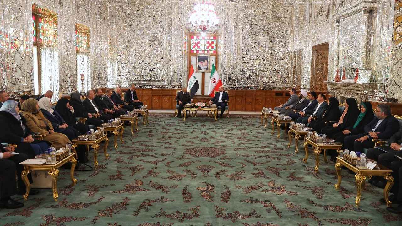 رئيس برلمان العراق يدعو إيران لحل خلافاتها مع الغرب بالحوار