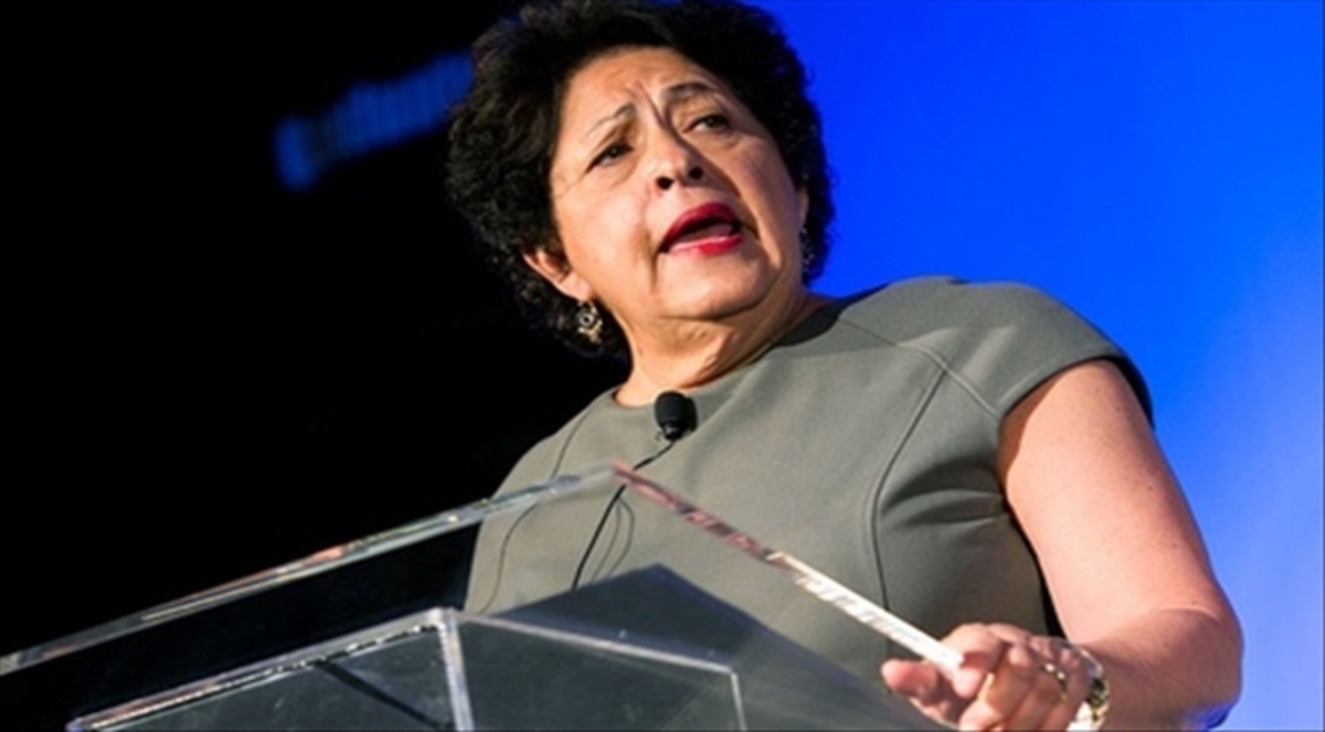 أوباما يقبل استقالة مديرة شؤون الموظفين الفيدراليين