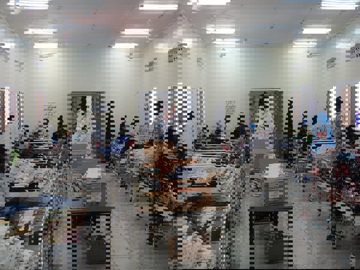 مدير مستشفى بالسودان يروي مأساة القطاع الصحي 