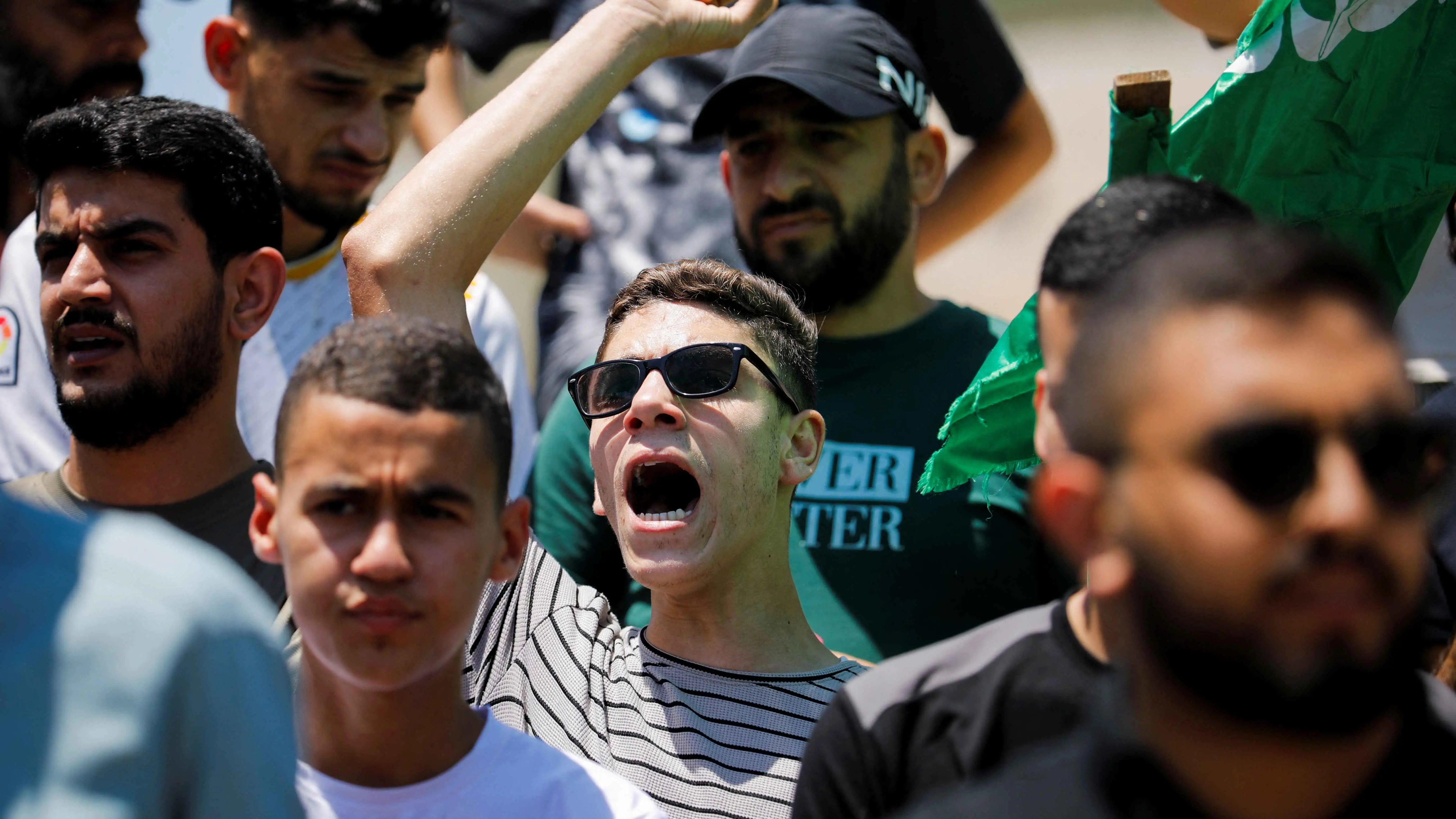 مقتل صحفيين اثنين بقصف إسرائيلي قرب منزل إسماعيل هنية