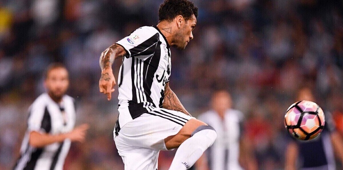 هل قصد داني ألفيش ريال مدريد بهذا التحذير؟ (صورة)