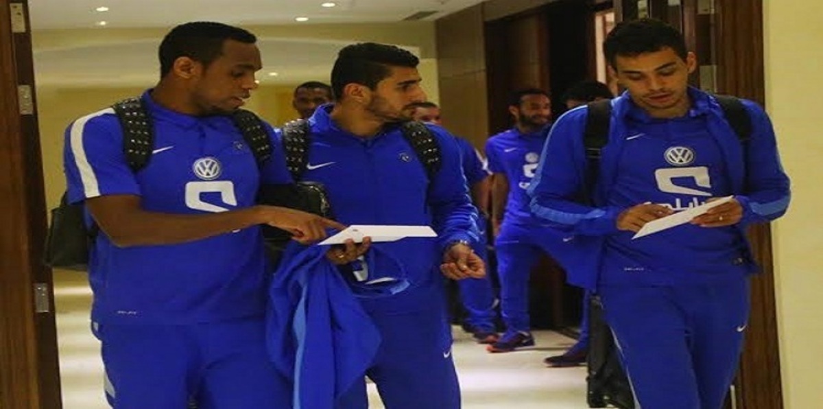 "تويتر" يفجر أزمة داخل الهلال السعودي 