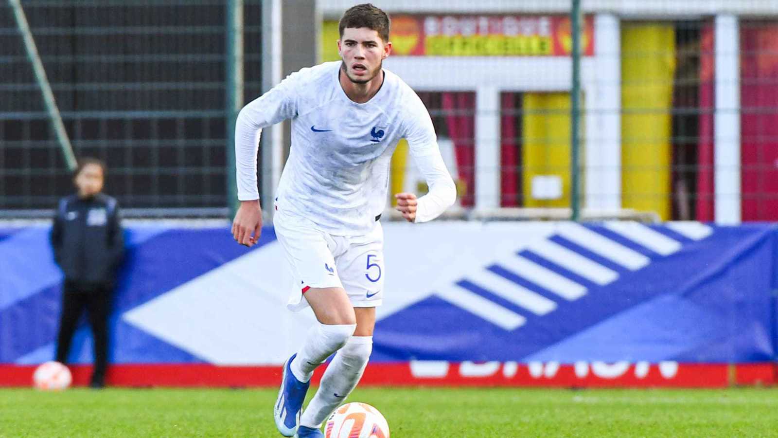 لماذا حارب زيدان لخروج ابنه من ريال مدريد؟