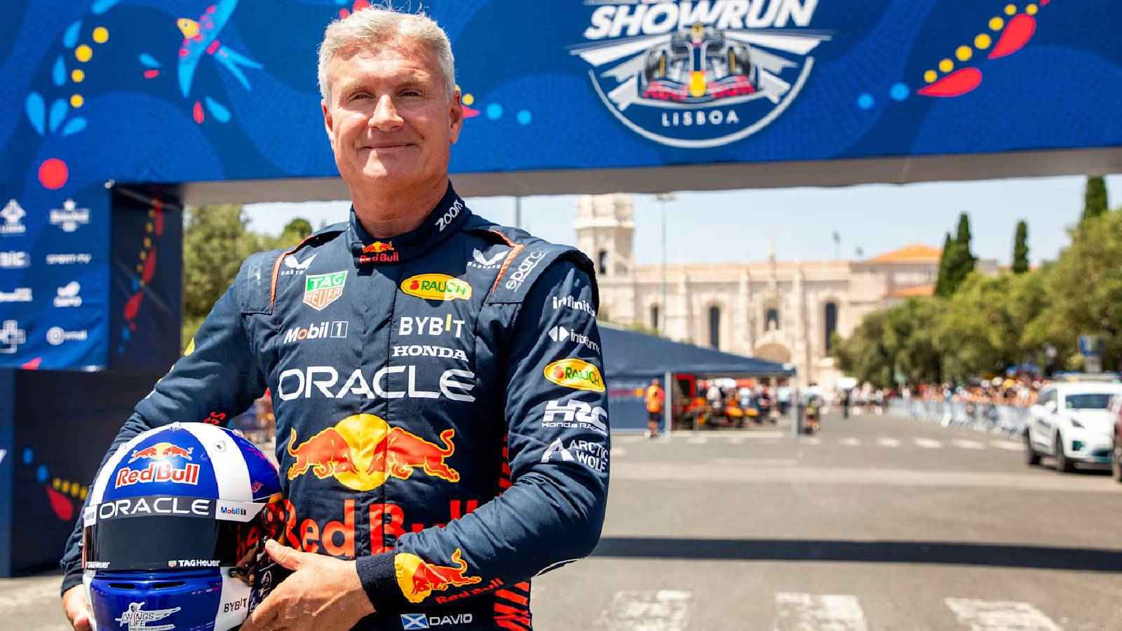 بعد حادث طائرة مروع.. أسطورة "الفورمولا 1" يكشف كواليس نجاته من الموت