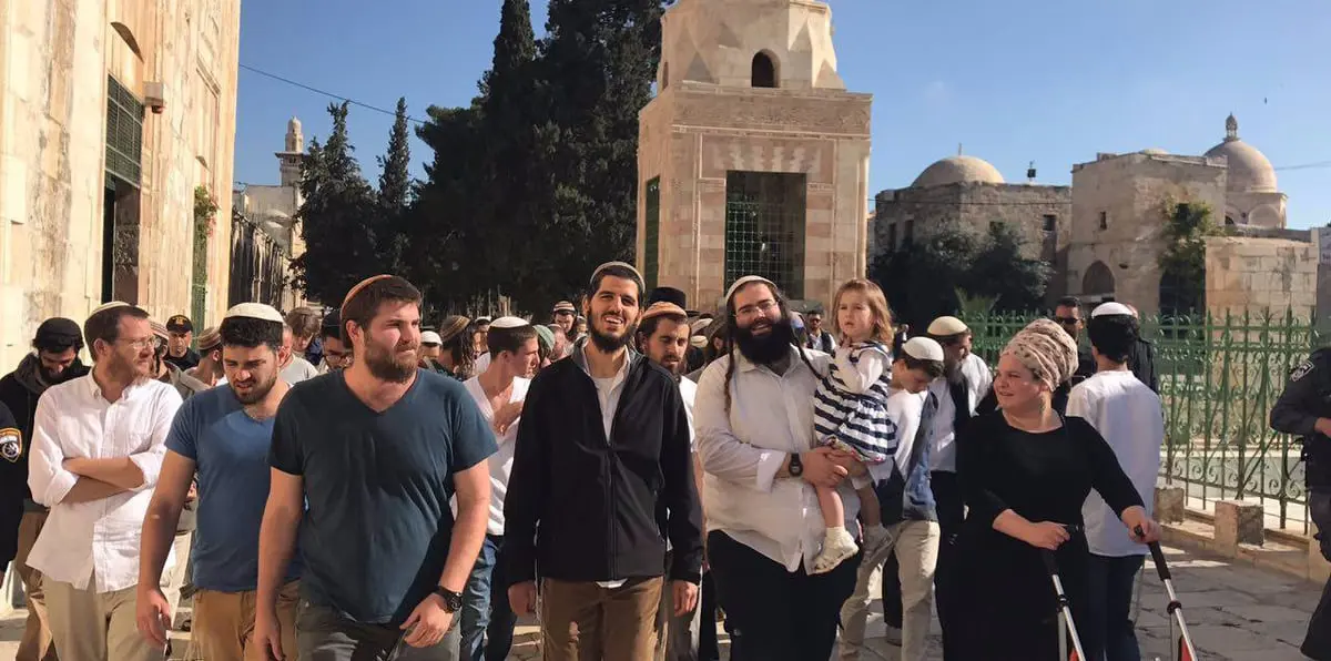 عشرات الإسرائيليين يواصلون اقتحام الأقصى في عيد الأنوار العبري