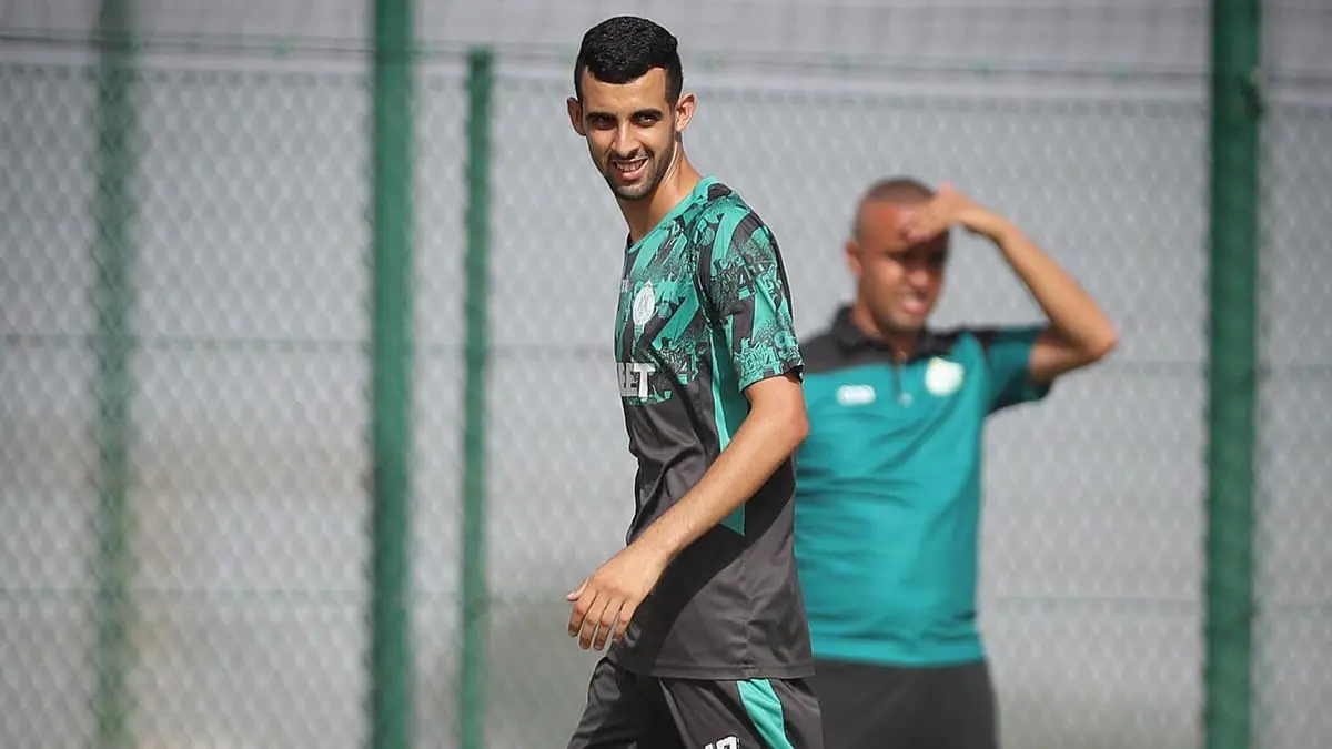 لتعويض غياب معلول.. الأهلي المصري يسعى للتعاقد مع لاعب الرجاء