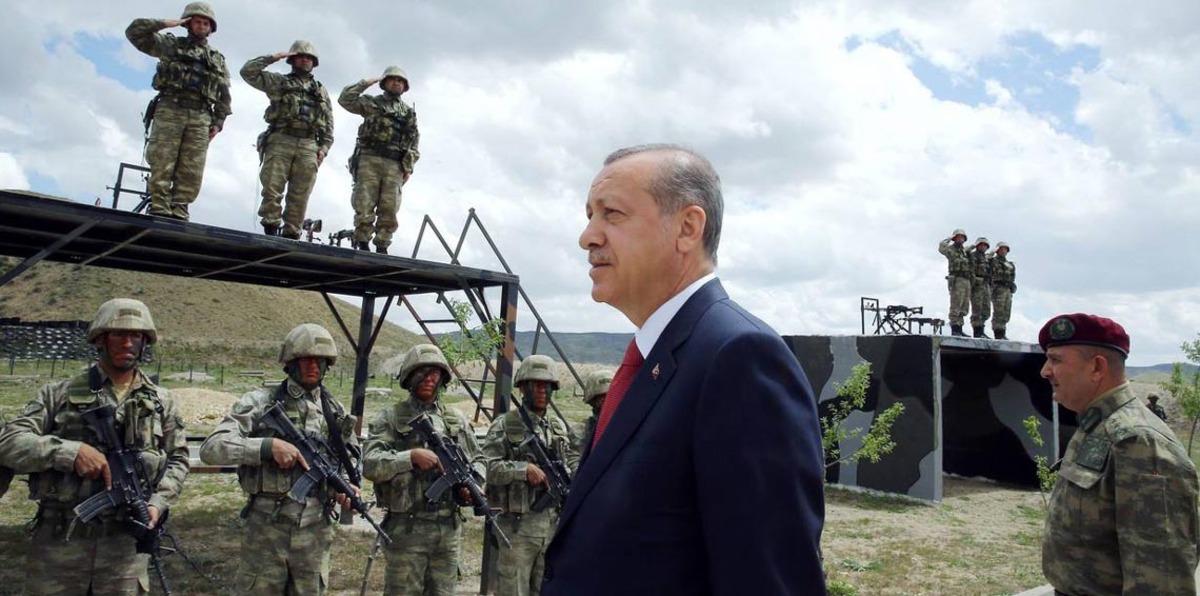 تركيا: فرنسا قد تصبح "هدفًا"بسبب دعم ماكرون لأكراد سوريا