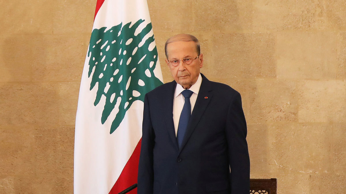 تصاعد المطالبات باستقالة ميشال عون