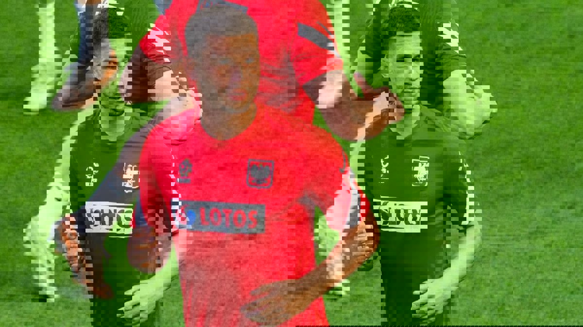 إيقاف المهاجم البولندي يعقوب سويرزوك 4 سنوات بسبب المنشطات