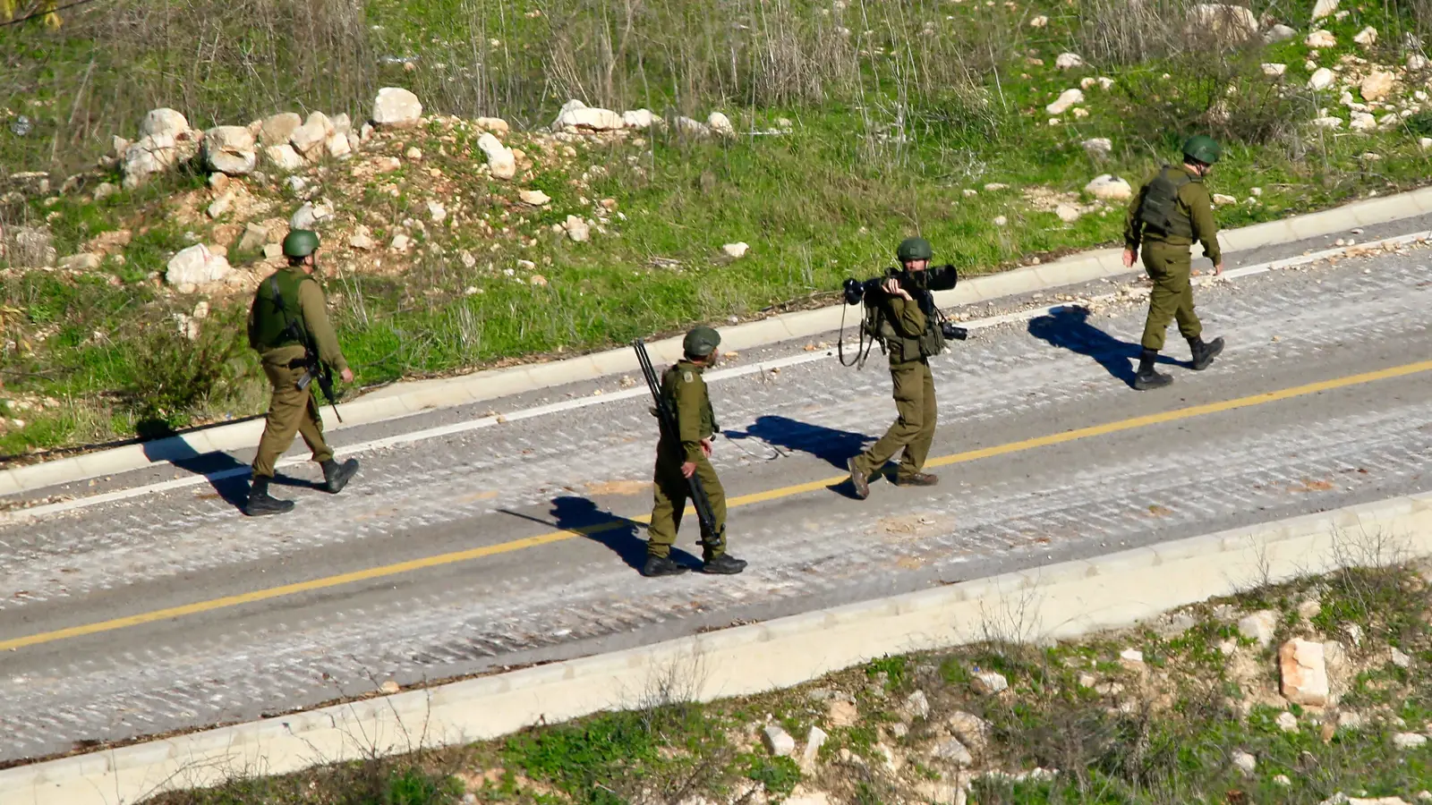 لماذا تصر إسرائيل على "النقاط الخمس" في جنوب لبنان؟