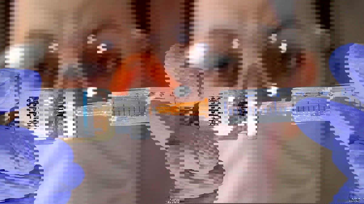 موظفو دور رعاية في ألمانيا يتلقون خمس جرعات من اللقاح عن طريق الخطأ‎