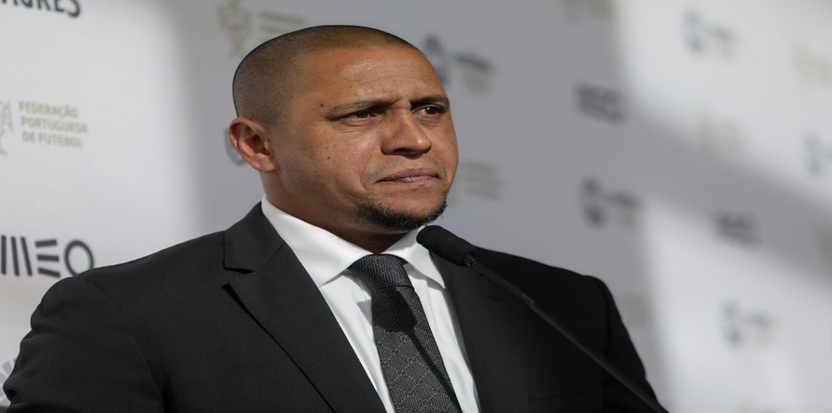 روبرتو كارلوس ينفي مزاعم تتعلق بتعاطي منشطات