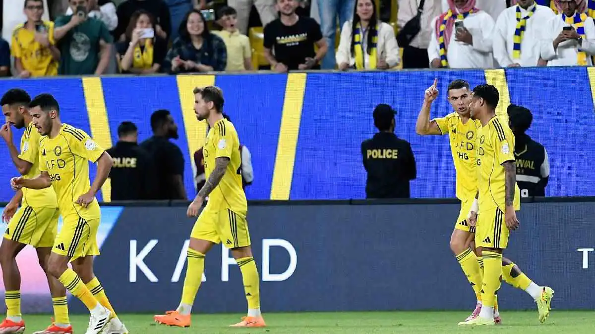 كريستيانو رونالدو يقود النصر لفوز قاتل على الفيحاء (فيديو)