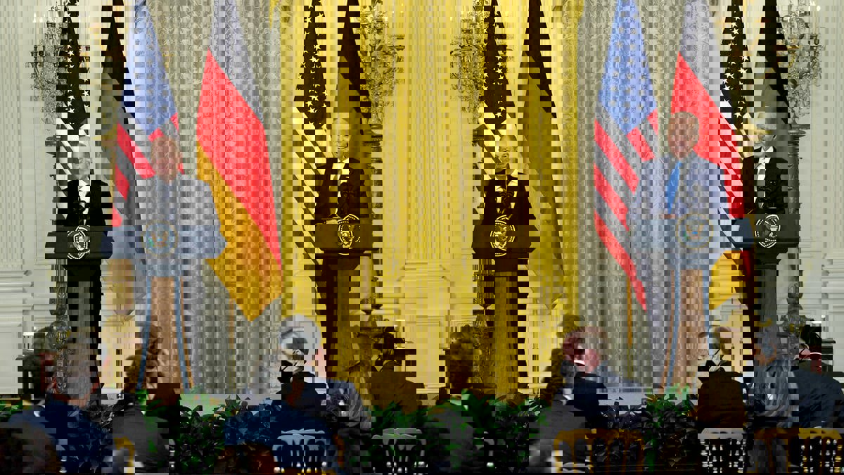 تقرير: ألمانيا تلتزم الحذر في علاقتها مع أمريكا رغم التقارب بينهما