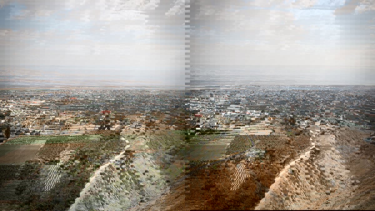 الأردن يضاعف إمدادات الطاقة لمدينة أريحا بالضفة الغربية