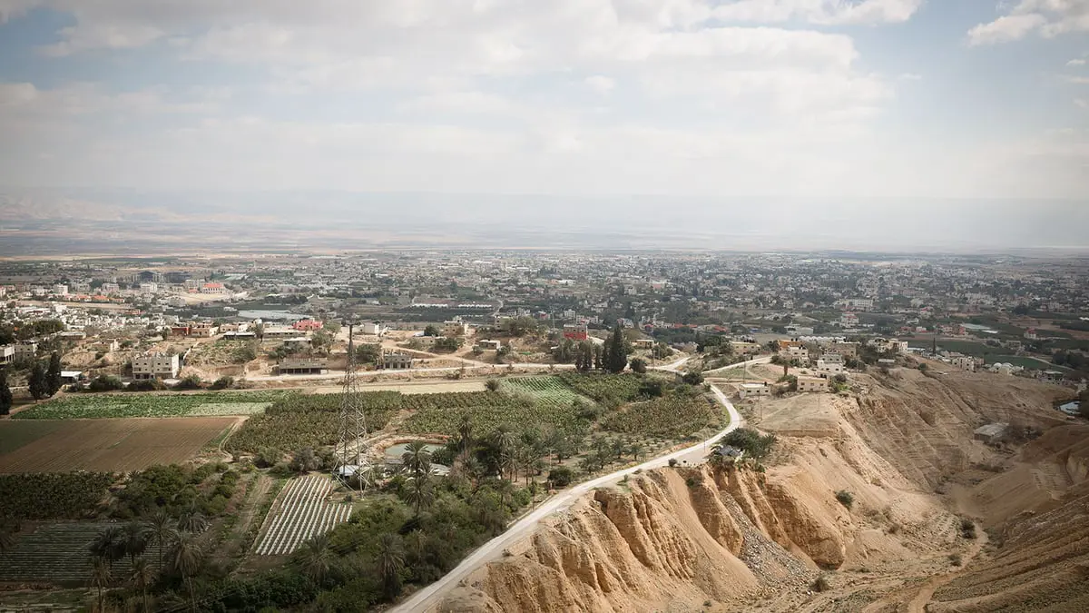 الأردن يضاعف إمدادات الطاقة لمدينة أريحا بالضفة الغربية