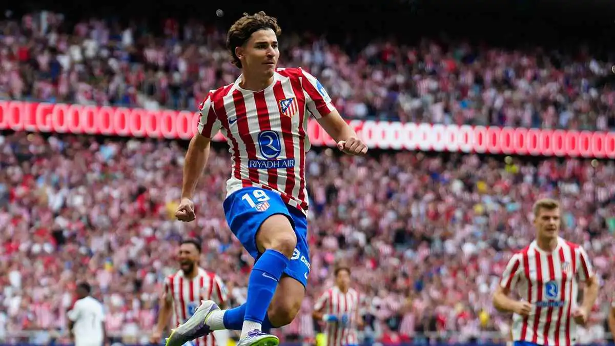 أتلتيكو مدريد يكتسح الريال ويلحق به الهزيمة الأولى في الليغا (فيديو)