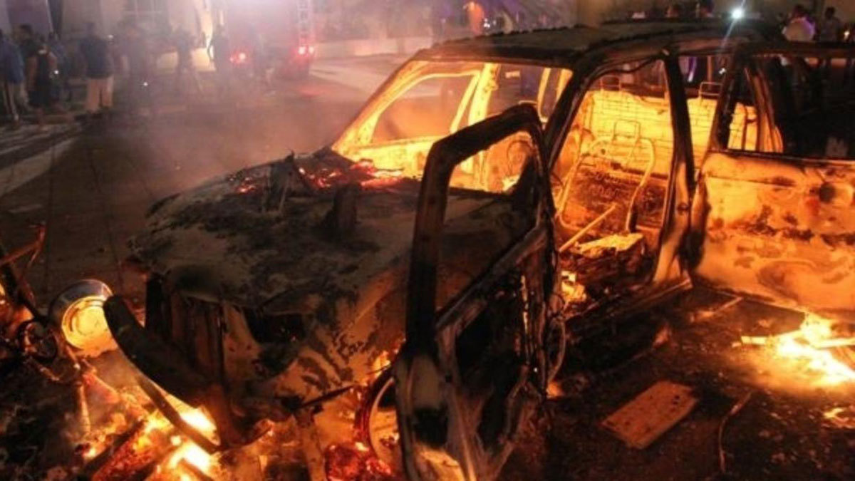 10 قتلى بانفجار سيارة ملغومة في أكاديمية الشرطة بكولومبيا