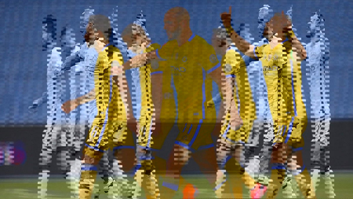 نادي النصر يكتسح العدالة بسداسية في الدوري السعودي (فيديو)