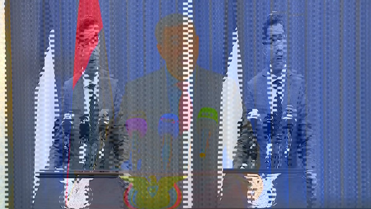 الحكومة اليمنية تنفي إجراء حوار غير مباشر مع "الانتقالي الجنوبي" حتى الآن