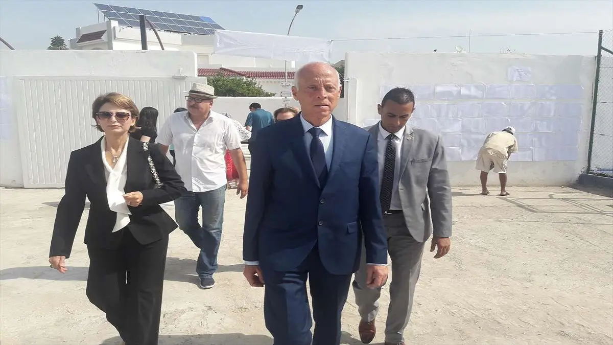 نتائج أولية: قيس سعيد رئيسًا جديدًا لتونس
