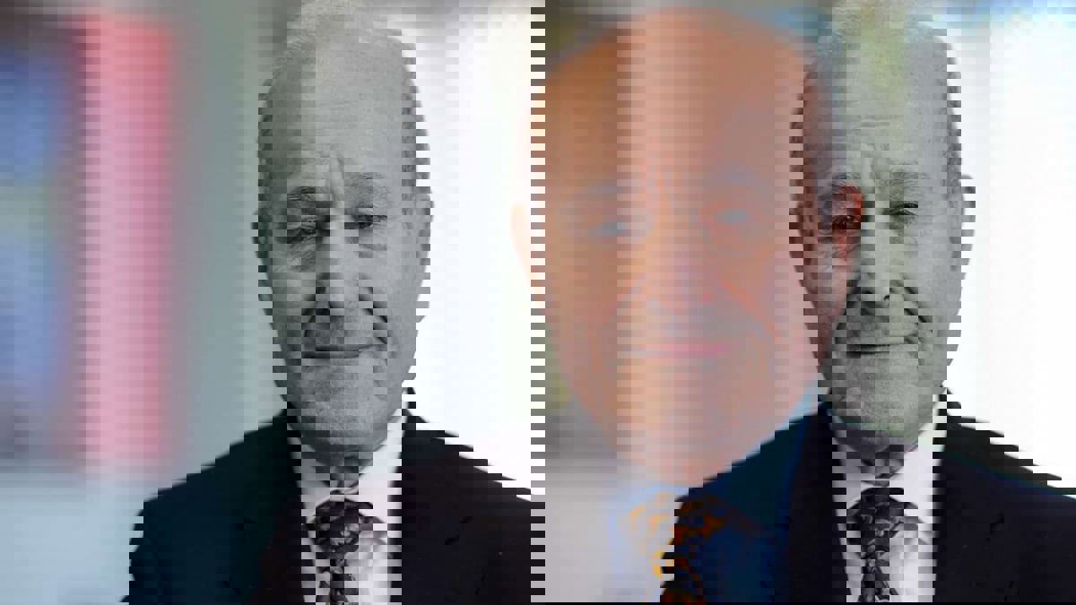 الملياردير يسعد ربراب.. أتقن لعبة السياسة والمال وتربع على عرش أغنى أغنياء الجزائر