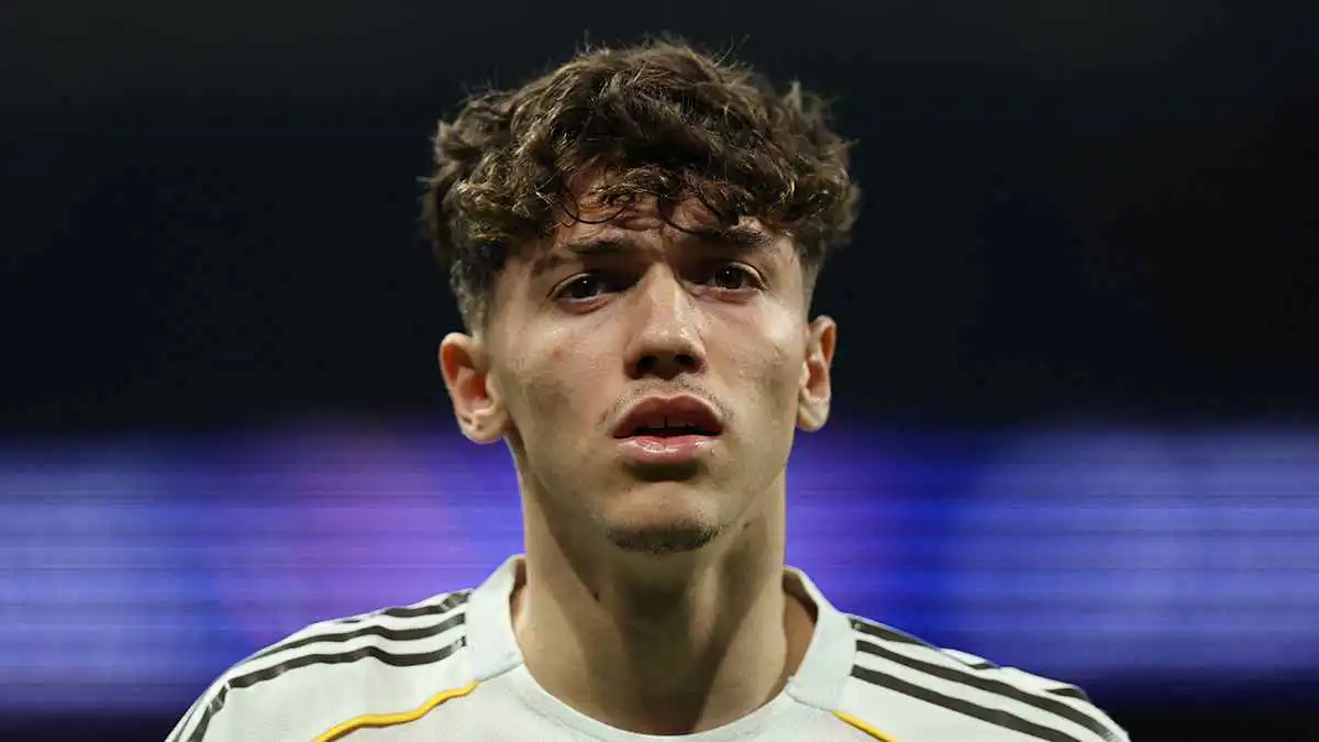 براهيم تحدث معه.. أول رد من تياغو بيتارش حول تمثيل منتخب المغرب (فيديو)